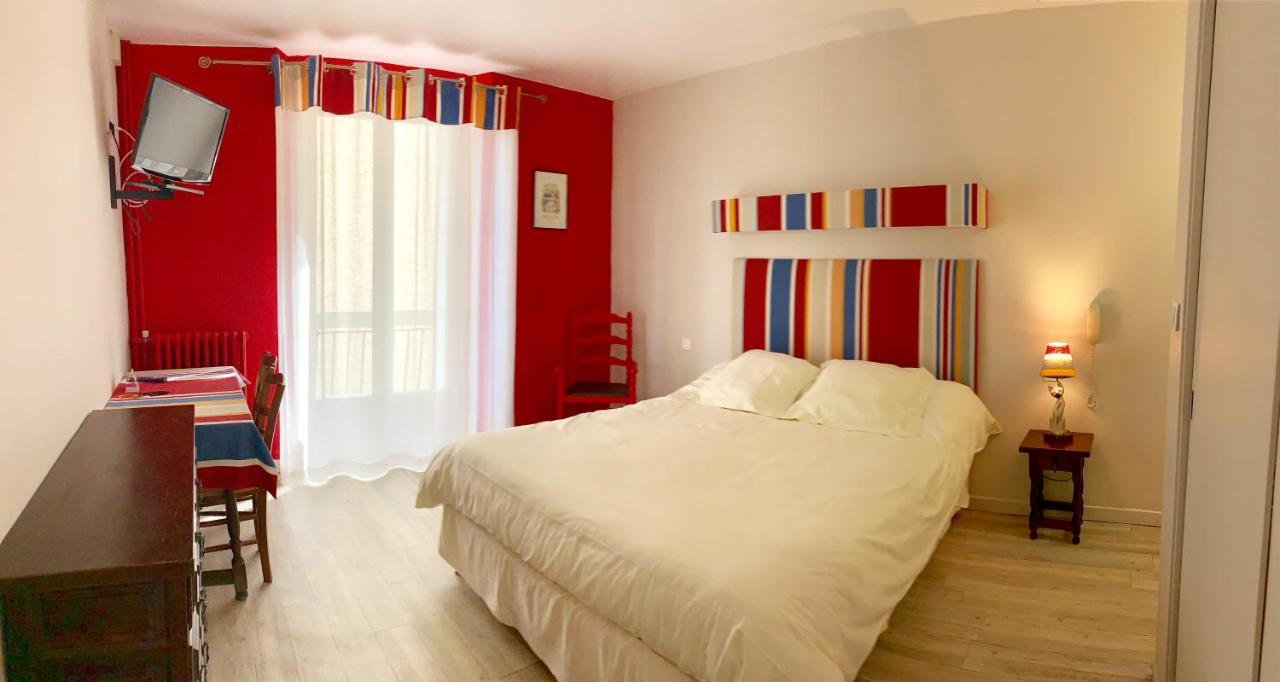 Hotel Des Bains Et Des Gorges Amelie-les-Bains-Palalda Bagian luar foto